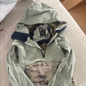 Burton Mint Green Hooded Jacket with Pattern